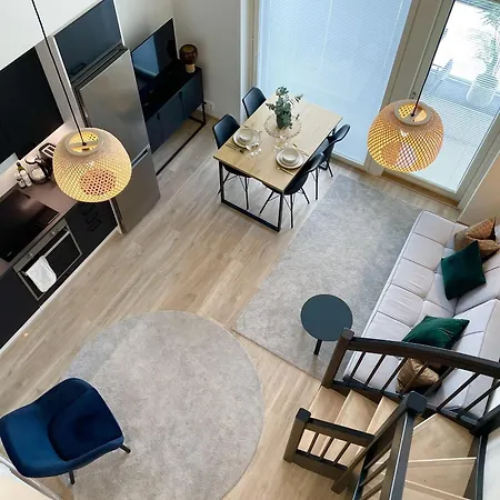 Bright Loft With Glazed Balcony *