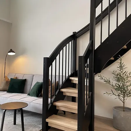 Bright Loft With Glazed Balcony * Tampere