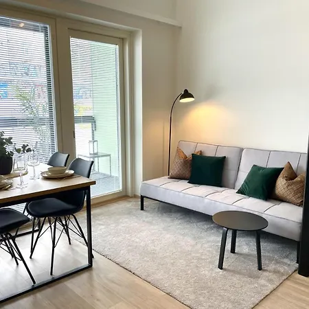 Bright Loft With Glazed Balcony Apartament Tampere